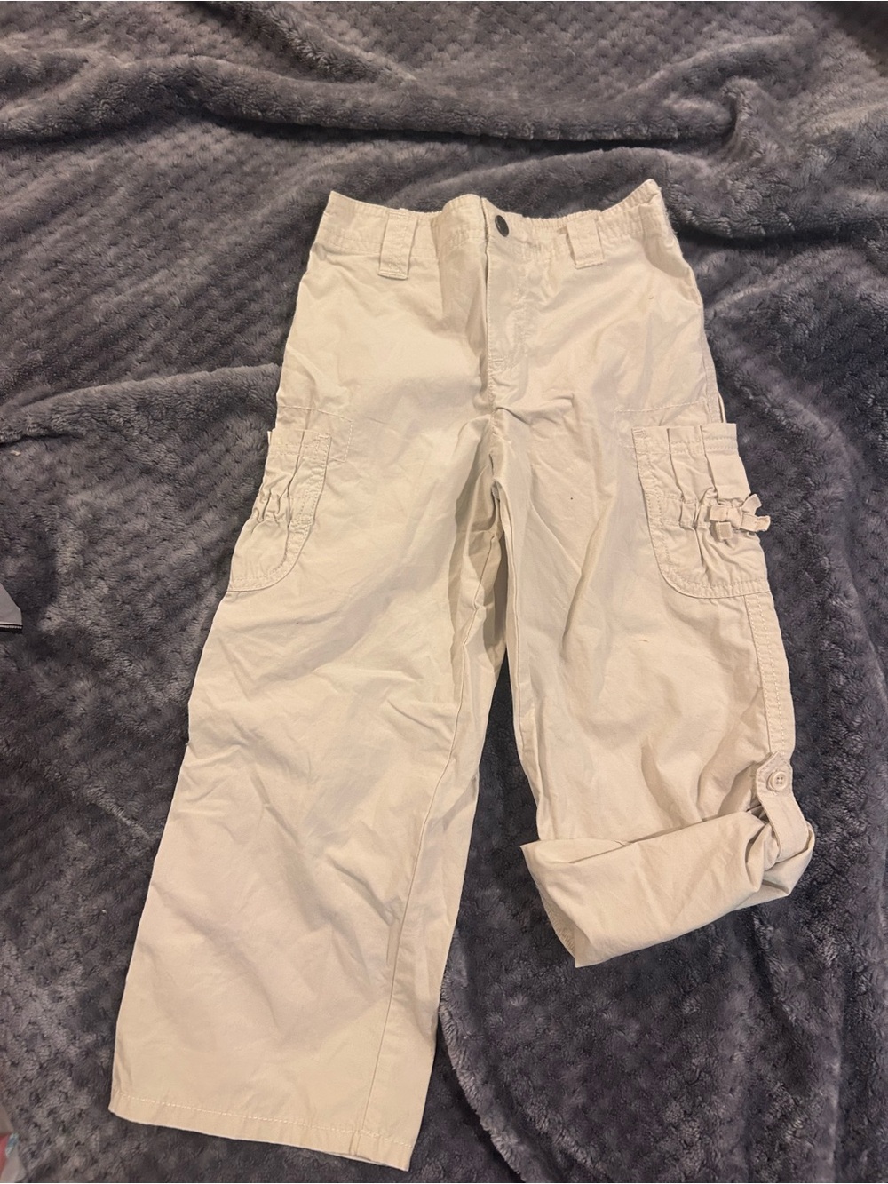 Great Condition Carter’s Girls Convertible Lightweight Khaki Pants Capri sz4